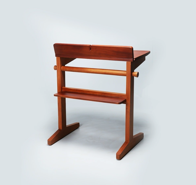 Minimalist Wooden Laptop Desk